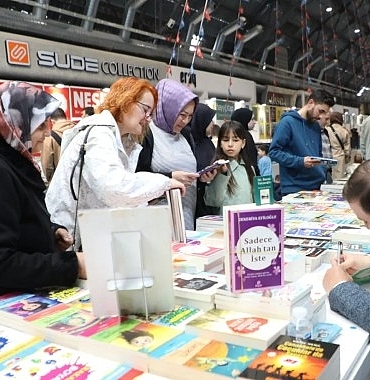 İnegöl Kitap Günlerinde Yazar Buluşmaları Başlıyor