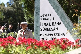 ismail-baha-surelsan-vefatinin-27-yil-donumunde-anildi.jpg