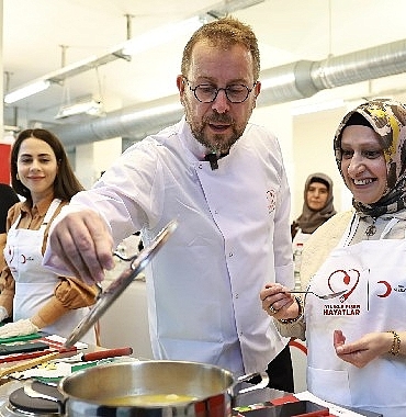 İyilikle Pişen Hayatlar'ın yeni durağı İstanbul