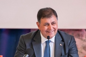 izmir-buyuksehir-belediye-baskani-tugay-kamu-alaninin-ozel-mulkiyete-verilmesine-izin-vermeyecegiz.jpg