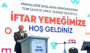 izmir-buyuksehir-belediye-baskani-tunc-soyer-bin-293-muhtarla-iftar-yemeginde-bir-araya-geldi-4vFRh9wl.jpg