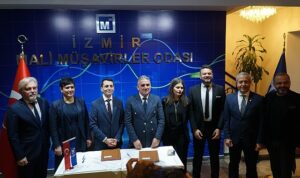 izmir-serbest-muhasebeci-mali-musavirler-odasi-pavo-ve-notitek-ile-guclerini-birlestirdi-dijital-donusum-izqdj71h.jpg