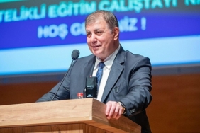 izmirden-turkiyeye-egitim-reformu-cagrisi.jpg