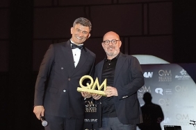 jolly-qm-awardsta-cifte-odulle-sahnede.jpg