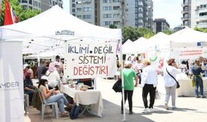 kadikoy-belediyesinin-bu-yil-surdurulebilirlik-temasiyla-yedincisini-duzenledigi-kadikoy-cevre-festivali-31-mayis-2-GDn8xaKc.jpg