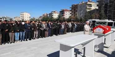 kalp-krizi-sonucu-vefat-eden-uzman-cavusa-son-veda.jpg