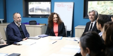 karsiyaka-kolektif-girisimcilik-merkezinden-bir-yilda-ornek-basarilar.jpg