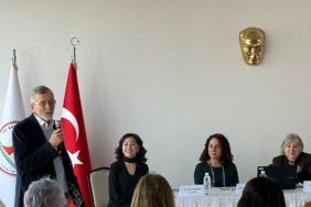 karsiyakada-kadin-ve-kent-vizyonu-masaya-yatirildi.jpg