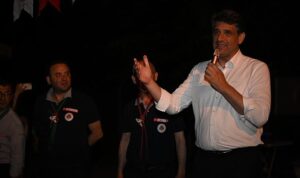 kartepe-belediye-baskani-avmmustafa-kocaman-kartepe-belediyespor-izcilerinin-kampina-katildi-vDEKxtdj.jpg
