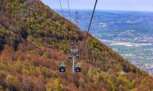 kartepe-teleferigi-114-bin-kisiyi-zirveye-tasidi-OkvObMy2.jpg