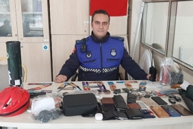 kayip-esyalar-zabitada-sahiplerini-bekliyor.jpg