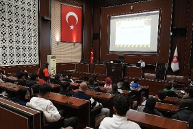 kecioren-belediyesinde-staj-yapan-ogrencilere-oryantasyon-egitimi-verildi.jpg