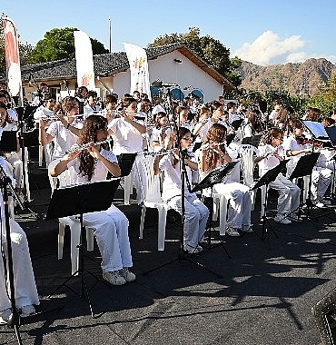 Kemer Belediyesi Cumhuriyet Orkestrası'ndan Çıralı’da konser