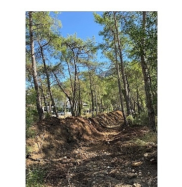 Kemer’de derelerde temizlik çalışmaları