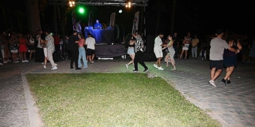 Kemer’de muhteşem Latin dans şovu