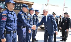 kemerde-bayramlasma-programi-duzenlendi-ZO5iUfHT.jpg