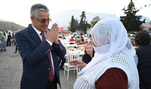 kemerde-kadir-gecesi-iftar-programi-8Xz7ZYaQ.jpg
