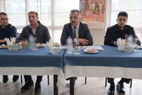 kemerde-kemer-kaymakami-ahmet-solmaz-baskanliginda-afet-koordinasyon-toplantisi-gerceklestirildi.jpg