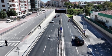 konya-buyuksehir-vatan-caddesi-koprulu-kavsaginda-yol-kalitesini-yukseltti.jpg
