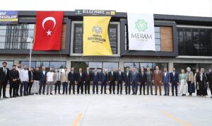 konya-buyuksehir-ve-meram-belediyesi-is-birligiyle-sehre-kazandirilan-konevi-sosyal-tesisleri-acildi-v1wJqkqf.jpg