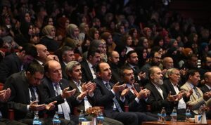 konya-buyuksehirin-tahir-buyukkorukcu-belgeseli-gosterimi-ve-anma-gecesi-yogun-ilgi-gordu-7fhRX21T.jpg