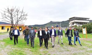 kovankayasi-yasayan-parki-izmirlileri-bekliyor-XEb4OE9B.jpg