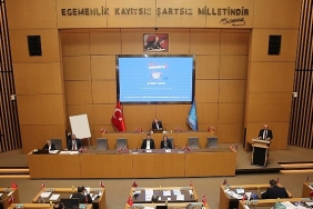 kucukcekmece-belediye-meclisinde-2024-yili-faaliyet-raporu-kabul-edildi.jpg