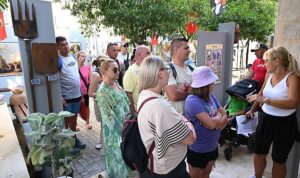 kultur-evine-ilk-turist-kafilesi-geldi-wNcVFJtu.jpg