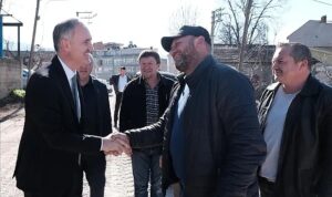 kursunluda-cadde-ve-sokaklar-sil-bastan-yenileniyor-EJuUNzbJ.jpg