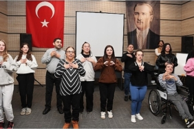liseli-ogrenciler-engelli-bireylerle-bir-araya-geldi.jpg