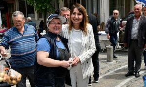 malkara-belediye-baskani-nergiz-karaagacli-ozturk-anneler-gunu-etkinlikleri-cercevesinde-sehitlik-caddesinde-duzenlenen-kadin-XklxSwyv.jpg