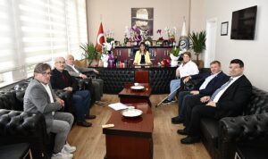 malkara-belediyesi-tum-bel-sen-mayis-2024-persembe-gunu-baskanlik-makaminda-toplu-is-sozlesmesinin-imza-ms5ZsOR8.jpg