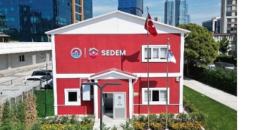 maltepe-belediyesinden-ebeveyn-ve-cocuklara-yaninizdayiz-mesaji.jpg