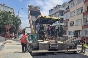 maltepede-asfalt-calismalari-suruyor.jpg