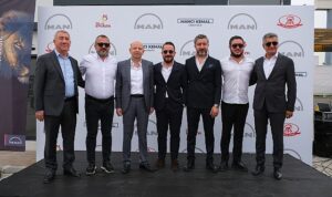 man-turkiyenin-lider-firmalari-volkan-groupa-40-kanarlar-groupa-da-25-adet-arac-teslimati-AynALRbQ.jpg