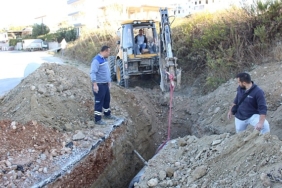 manavgatta-bozulan-yollar-onariliyor.jpg
