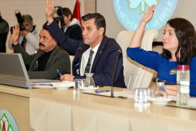 manisa-buyuksehir-belediyesinin-2025-yili-tahmini-butcesi-11-milyar-871-milyon-725-bin-lira-olarak-belirlendi.jpg