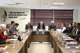 maski-yilin-son-ilce-sefleri-toplantisini-yapti.jpg