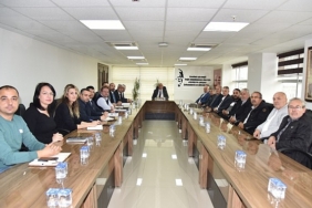 maski-yuntdagli-muhtarlarin-taleplerini-dinledi.jpg