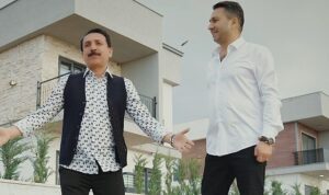 mehmet-caglar-ve-latif-dogandan-yilin-dueti-cal-cal-oyna-altin-kemer-DWijIyYQ.jpg