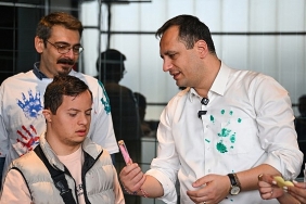 minik-eller-dogaya-umut-ekti.jpg