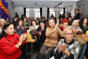 mudanyali-kadinlar-esitlik-cagrisi-yapti.jpg