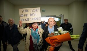 nerede-olursam-olayim-mucadeleye-devam-mjvV7zLz.jpg