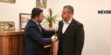 nevsehir-belediye-baskani-rasim-ari-ak-parti-chp-mhp-yeniden-refah-ve-dp-nevsehir-il-baskanlarini-ziyaret-etti.jpg