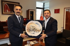 nevsehir-belediye-baskani-rasim-ari-nevsehir-adliyesinde-adli-makamlari-ziyaret-etti.jpg