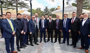 nevsehir-valiligi-tarafindan-geleneksel-olarak-yapilan-bayramlasma-toreni-vilayetler-evinde-gerceklestirildi-7SD2Jhvm.jpg