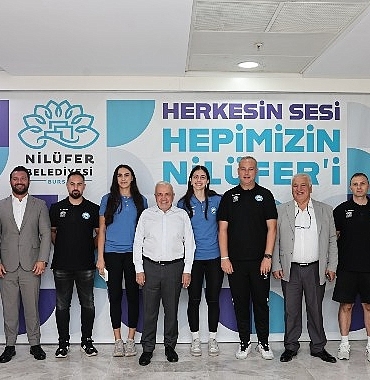 Nilüfer Belediyesporlu milli sporculara Başkan Şadi Özdemir’den tebrik