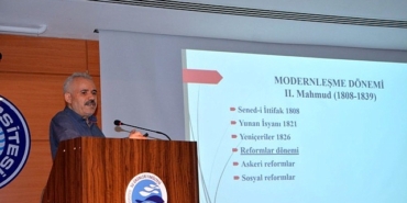 ogr-gor-dasdemir-cumhuriyetin-onemini-daima-hatirlamamiz-gerekiyor.jpg