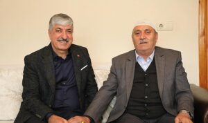 omeroglu-dur-durak-bilmiyor-5TznpZiD.jpg