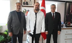 opera-sanatcisi-hakan-aysevden-baskan-topalogluna-ziyaret-qqm1Kh4f.jpg